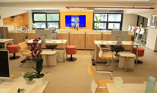 BUÜ'de erasmus ve proje ofisleri hizmete açıldı