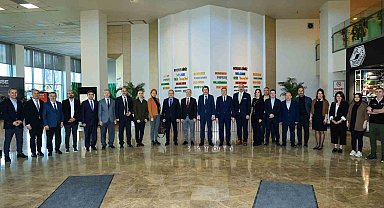 BUÜ'den OYAK Renault'a iş birliği ziyareti