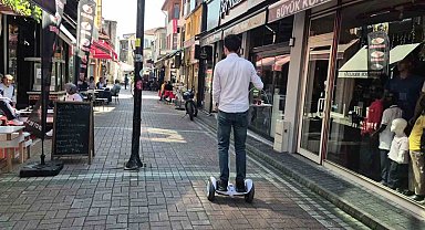 Çay dağıtımına yetişemeyince 'cincır' ile servise başladı