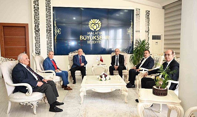 Cemil Çiçek, Başkan Er'i ziyaret etti