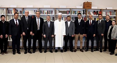 Cezaevinde hafız oldular