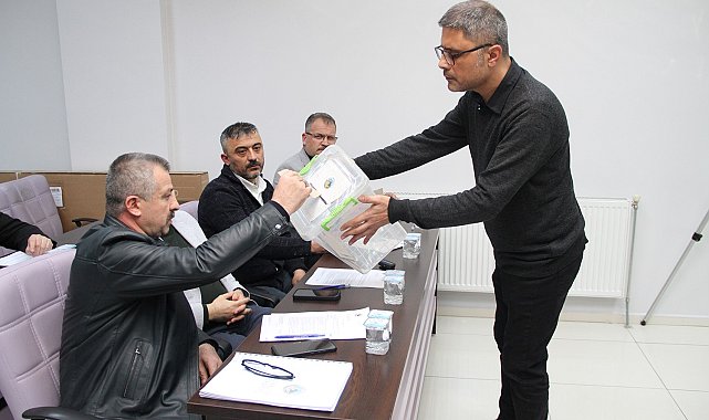 CHP'li belediyenin meclisinde CHP listeleri destek bulamadı