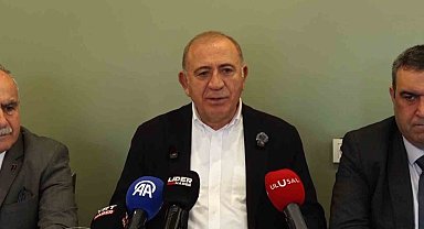 CHP'li Gürsel Tekin: "Seçim Kurulu'na soruyorum; bu mühür, karar defteri kimde. Bizde"