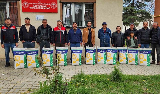 Çiftçilere yüzde 50 hibeli tohum dağıtıldı
