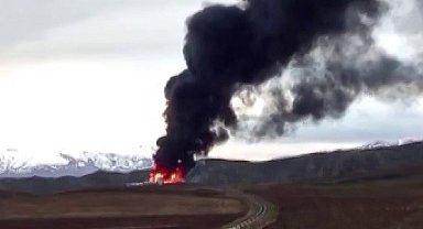 Çiftlik şantiyesinde yangın çıktı: Gökyüzü dumanla kaplandı