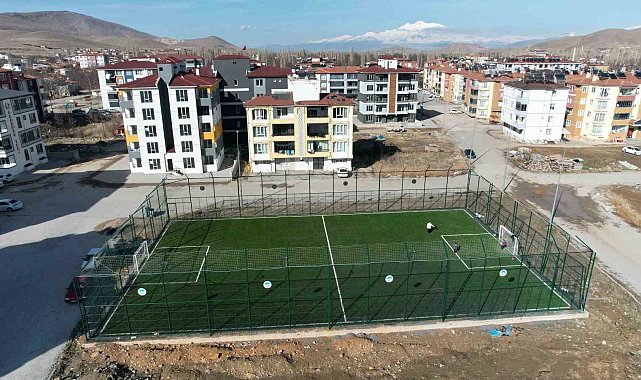 Çiğilli Mahallesi Halı Sahası hizmete sunuldu