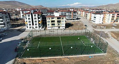 Çiğilli Mahallesi Halı Sahası hizmete sunuldu