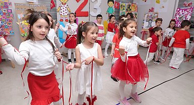 Çocuklar 23 Nisan'ı Osmangazi'de coşkuyla kutladı