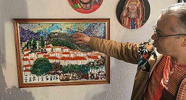 Çöpten sanat üretiyor