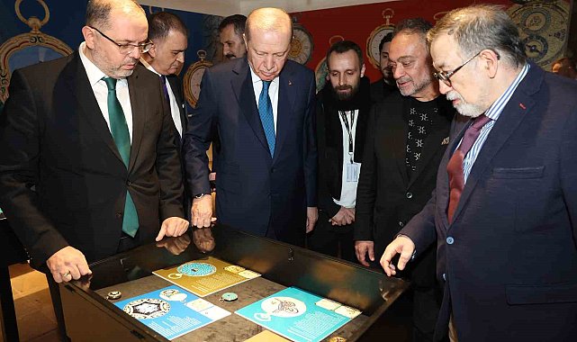 Cumhurbaşkanı Erdoğan, 'Muhteşem Cep Saatleri Koleksiyonu' sergisini gezdi