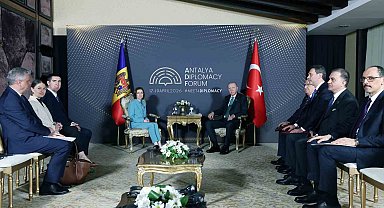 Cumhurbaşkanı Erdoğan, Moldova Cumhurbaşkanı Sandu ile bir araya geldi