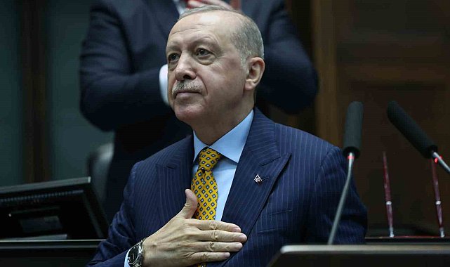 Cumhurbaşkanı Erdoğan: "Biz toprağın üstünde haysiyetsizce yaşamaktansa gerektiğinde toprağın altında şereflice yatmayı onurların en büyüğü olarak görürüz."