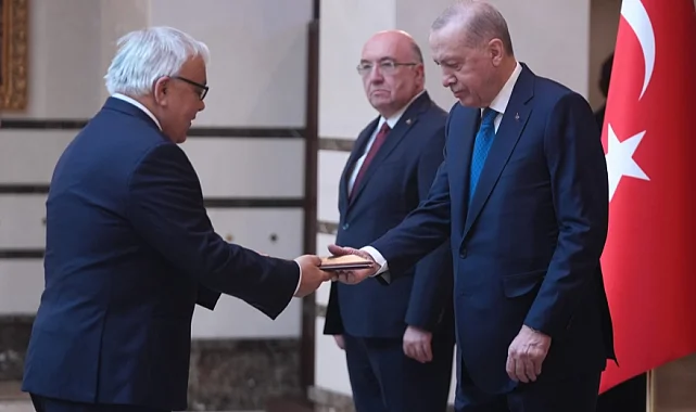 Cumhurbaşkanı Erdoğan'a 5 ülkeden güven mektubu