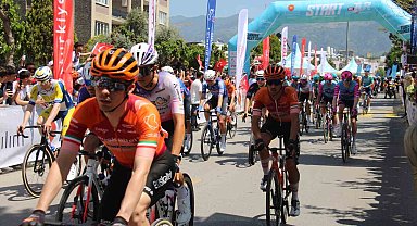 Cumhurbaşkanlığı Bisiklet Turu'nun ikinci etabı, Aydın'dan start aldı