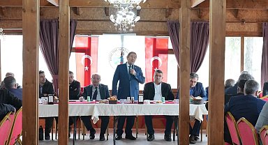 Darende'de muhtarlarla istişare toplantısı