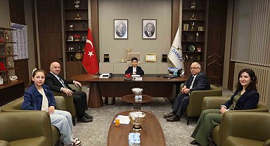 Darıca'da makam koltuğu geleceğin başkanlarına devredildi