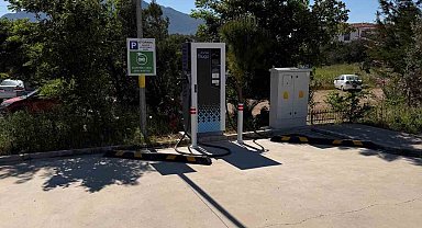 Datça Devlet Hastanesi'nde elektrikli araç şarj dönemi başladı