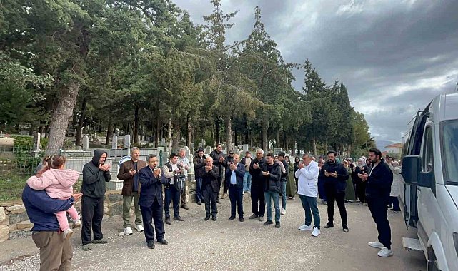 Datça'da umreciler dualarla uğurlandı