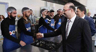 Denetimli serbestlik kapsamındaki 16 katılımcı, Atatürk Üniversitesinde Gastronomi ve mutfak sanatları eğitimi alacak