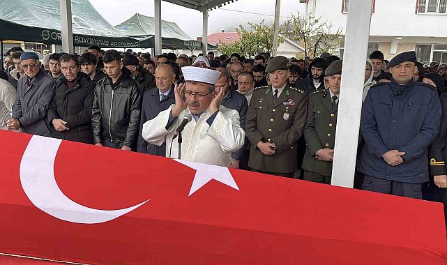 Deniz Astsubay Çavuş Aziz Bakıcı son yolculuğuna uğurlandı