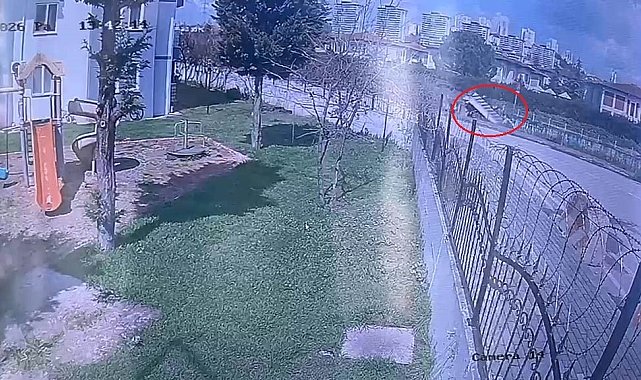 Dereye uçan kamyonetin sürücüsüne dakikalarca kalp masajı yapıldı