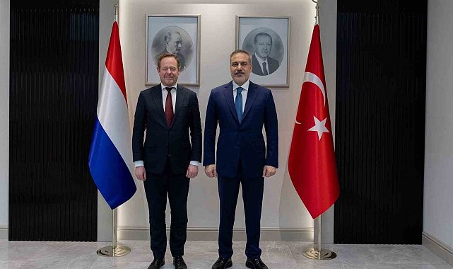Dışişleri Bakanı Hakan Fidan, Hollanda Adalet ve Güvenlik Bakanı David Van Weel ile bir araya geldi.