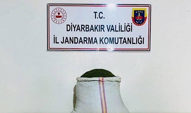 Diyarbakır'da 22 kilo esrar ele geçirildi