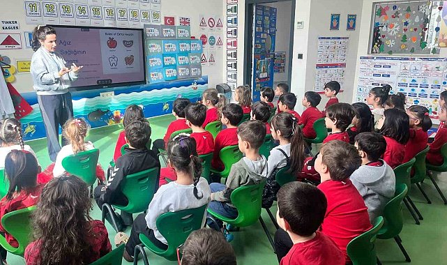 Diyarbakır'da öğrencilere ağız ve diş sağlığı taraması: 3 ayda 4 bin 456 öğrenciye ulaşıldı
