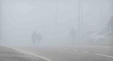 Diyarbakır'da sis görüş mesafesini 20 metreye kadar düşürdü