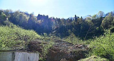 Doğu Karadeniz Bölgesi'nde son günlerde değişken hava şartları, sel ve heyelan riskini beraberinde getiriyor