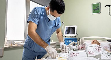 Düşme sonrası gittiği hastanede nadir görülen ölümcül hastalığa yakalandığını öğrendi