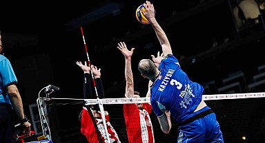 Efeler Ligi: Halkbank: 2 - Spor Toto: 3