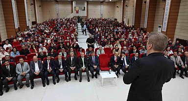 Eğitimde aile ve okul iş birliği vurgulandı