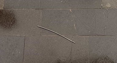 Elazığ'da kafasına demir çubuk düşen şahıs yaralandı