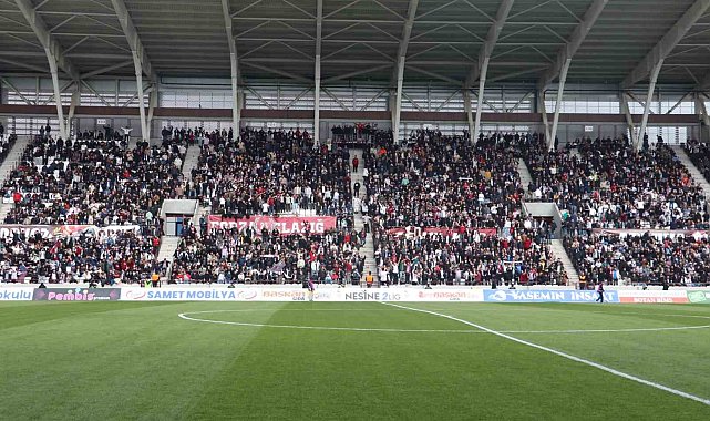 Elazığspor, şehirde bayrak seferberliği başlattı