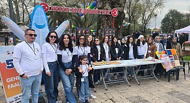 Ereğli'de 23 Nisan iki ayrı törenle kutlandı