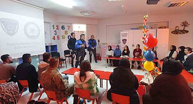 Erzincan'da velilere çocuk güvenliği eğitimi