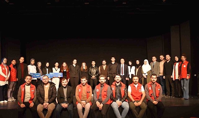 Erzurum'da genç şairler yarıştı
