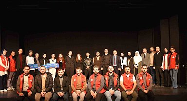 Erzurum'da genç şairler yarıştı