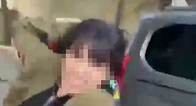 Esenyurt'ta bir kadın eski eşini sokak ortasında darp etti