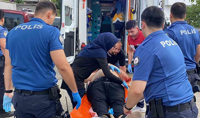 Eski eşini öldürüp oğlunu yaralayan sanıktan ceza almamak için şok savunma