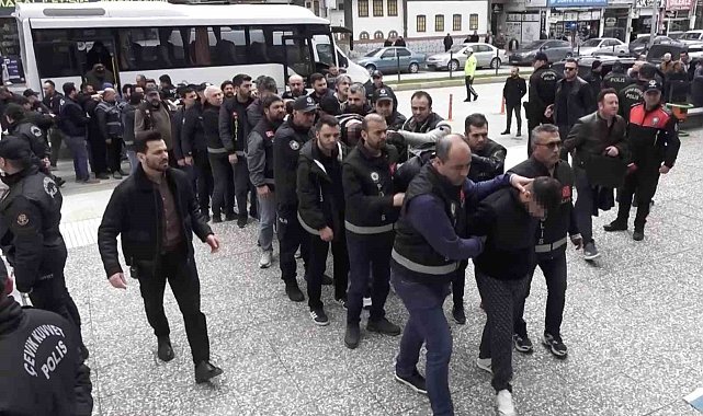 Ev satma vaadiyle milyonlarca liralık vurgun yapan şebeke çökertildi: 21 tutuklama