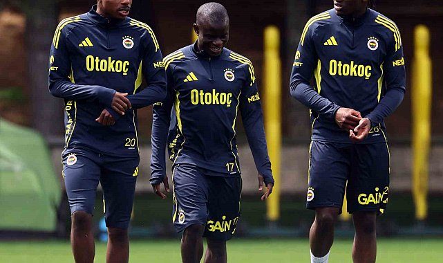 Fenerbahçe'de Çaykur Rizespor maçı hazırlıkları devam etti