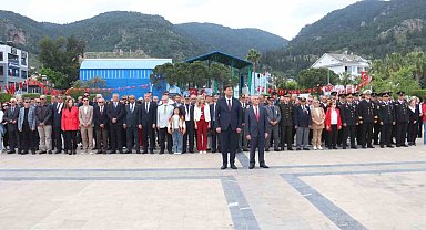 Fethiye'de 23 Nisan törenle kutlandı