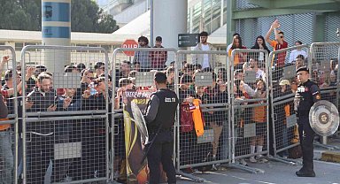 Galatasaray kafilesi İzmir'de