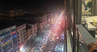 Galatasaray taraftarı Muş'ta derbi galibiyetini kutladı