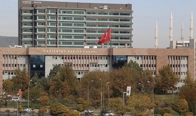 Gaziantep'te eşinin yüzünü taşla ezip darbeden sanık ağır cezada yargılanacak
