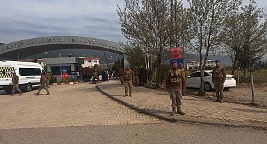 Gaziantep'te "Huzurlu Okul Önleri" uygulaması: 78 aranan şahıs yakalandı