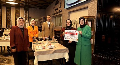 Gaziantep'te koruyucu aile farkındalığı için yemek altlıkları tanıtıldı