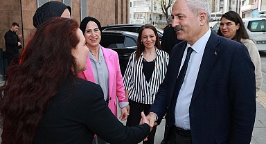 Gebze Belediyesi kadın muhtarları ağırladı